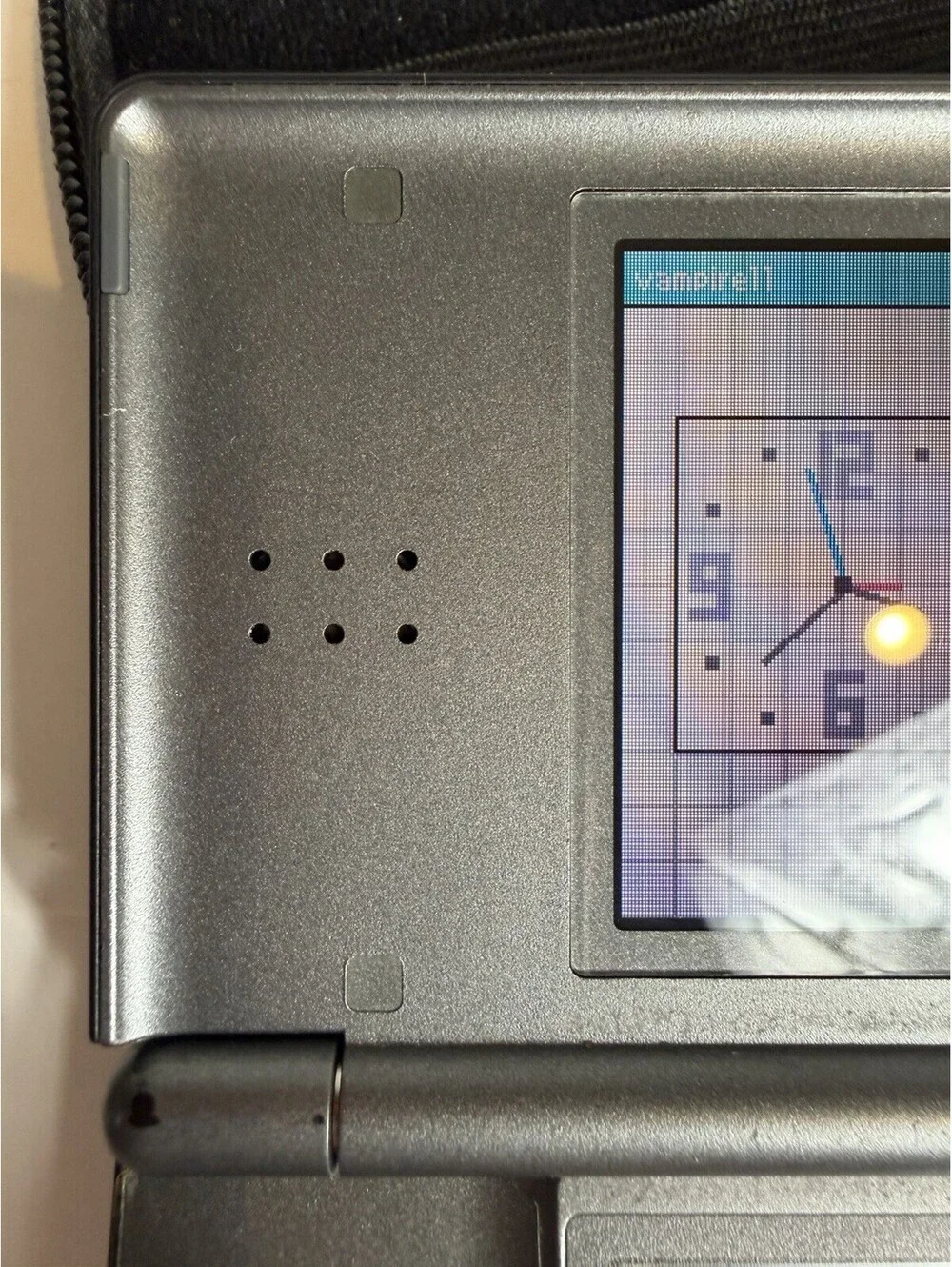 Used Nintendo DS Lite Handheld Console w/ charger READ DESC